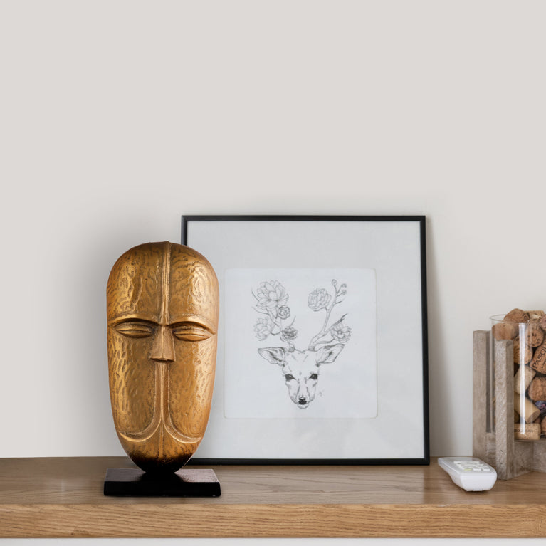 Showpiece in Human Face